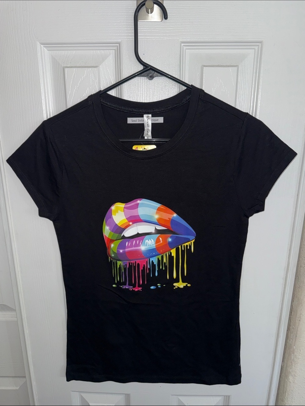 Reserved Black Short Sleeve Tee with Colorful Dripping Lips Graphic - Picture 4 of 5